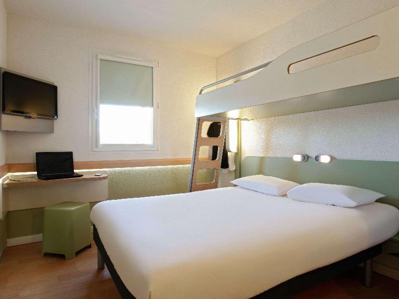 Ibis Budget Manosque Cadarache image
