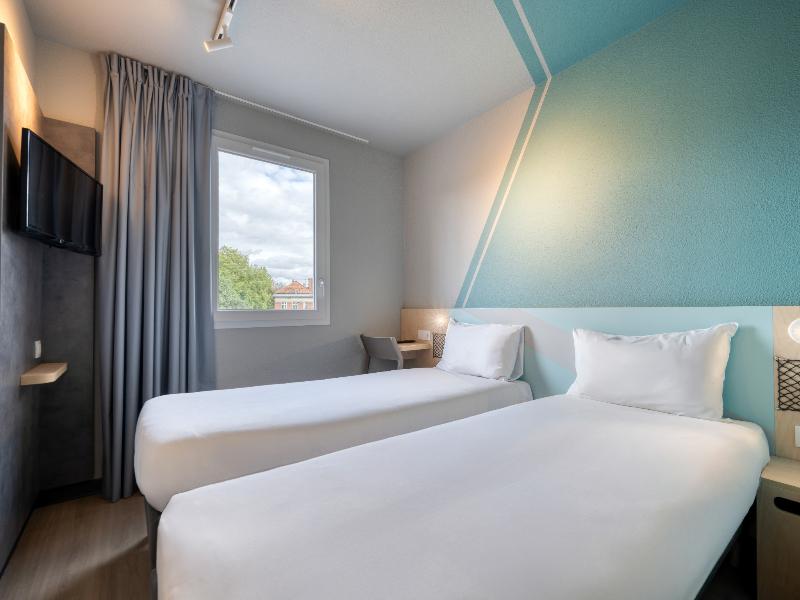 Ibis Budget Orly Chevilly Tram 7 image