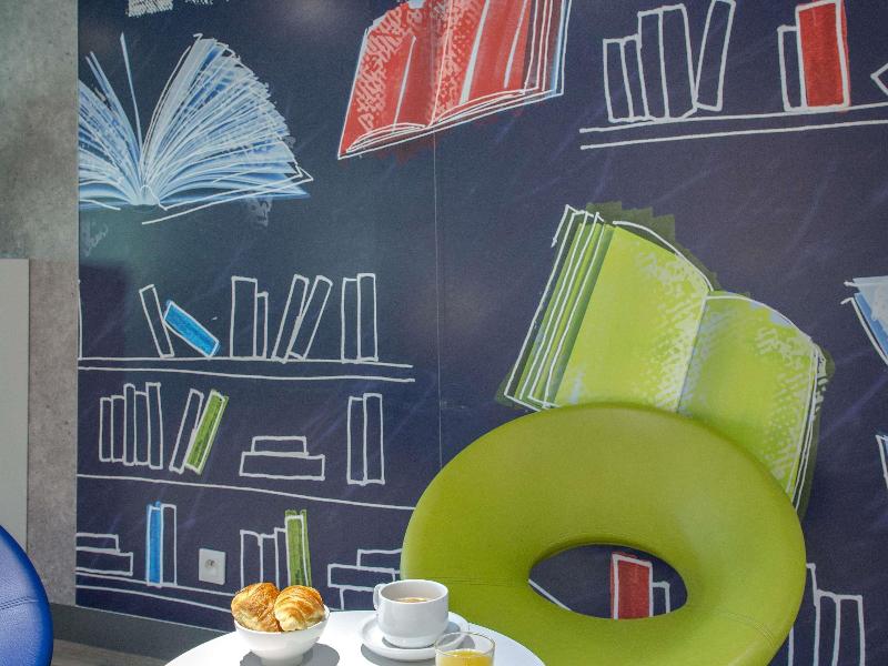 Ibis Budget Brignoles Provence Verte image