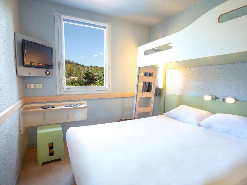 Ibis Budget Brignoles Provence Verte image