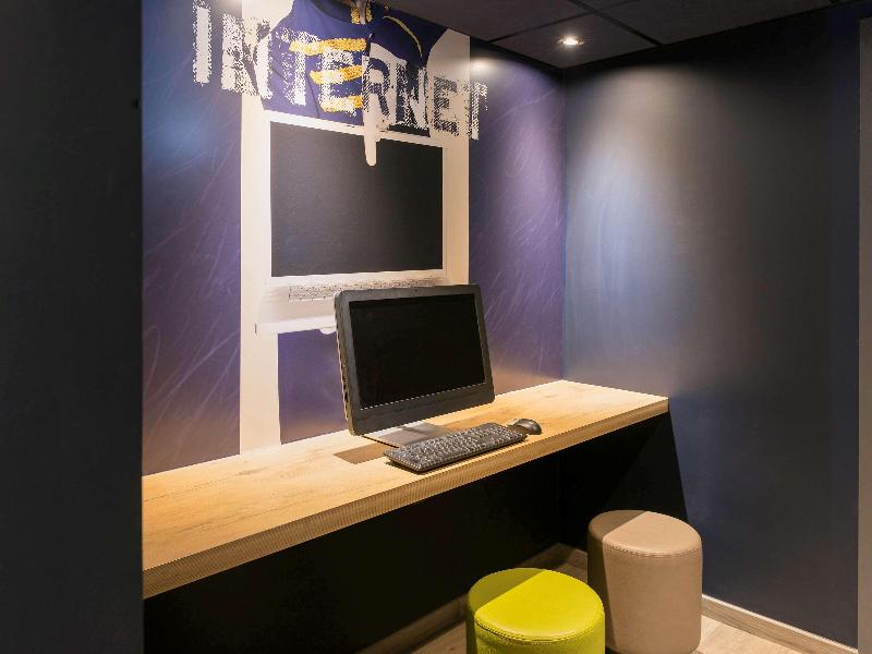 Ibis Budget Lyon Confluence image