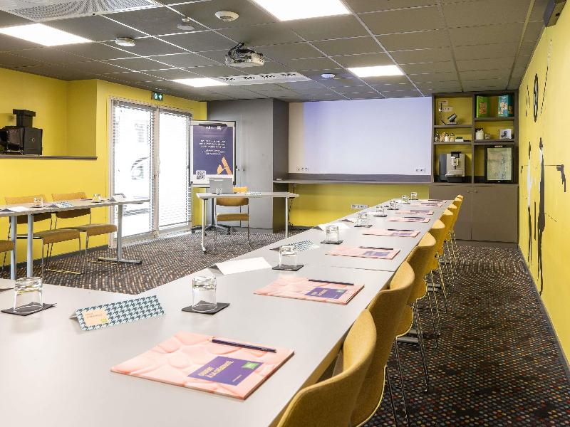 Ibis Budget Lyon Confluence image