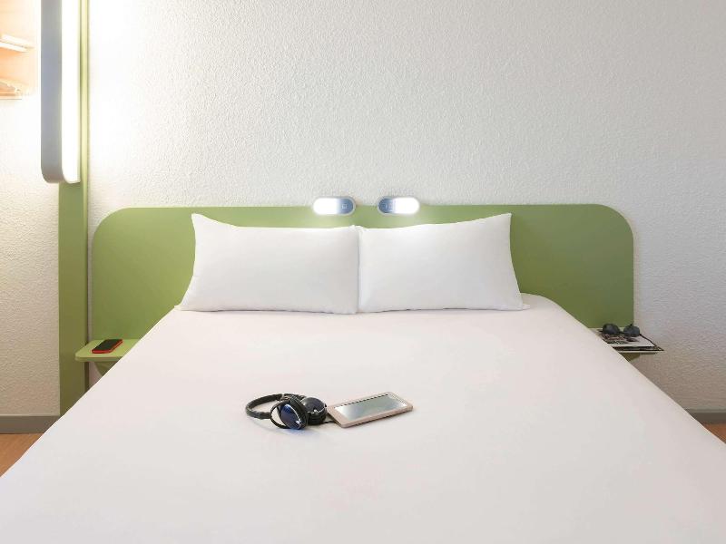 Ibis Budget Lyon Confluence image