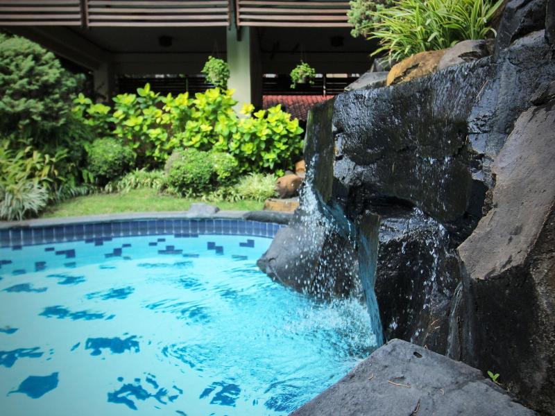 Duta Garden Boutique Villa image