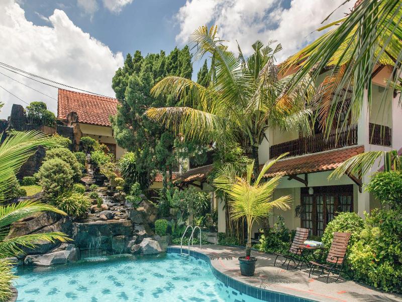 Duta Garden Boutique Villa image