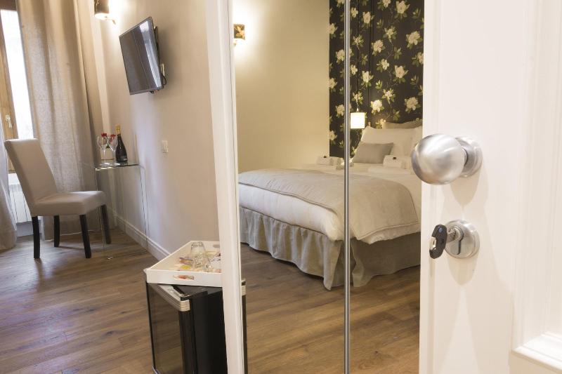 I Fiori De' Mario Suites image