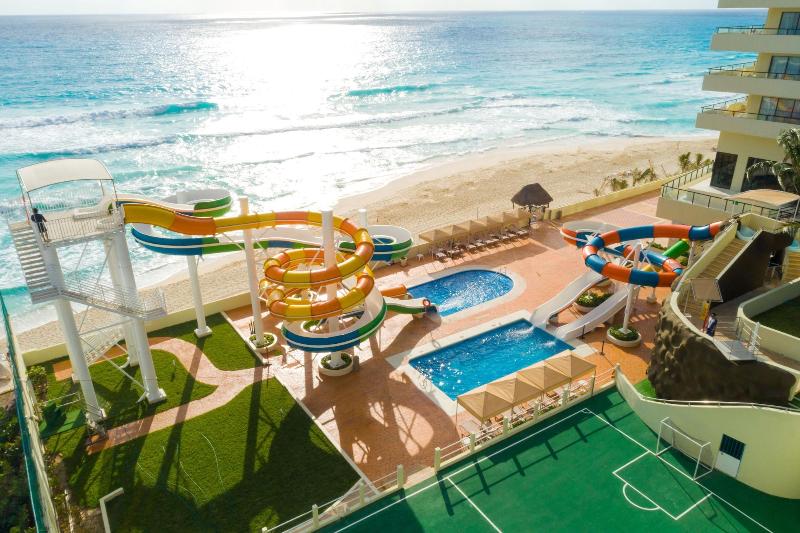 Crown Paradise Club Cancún Todo Incluido image