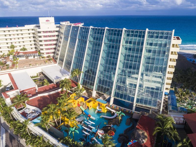 Crown Paradise Club Cancún Todo Incluido image