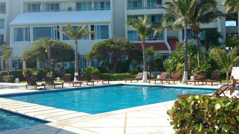 Apartment Solymar Cancun Beach image