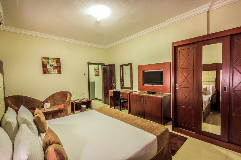 Almuhaidb Furnished Units King Abdulaziz image
