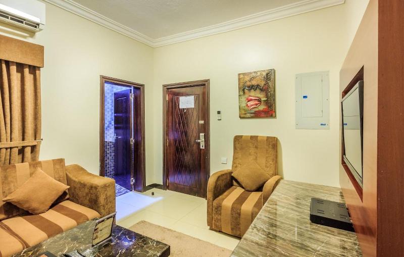 Almuhaidb Furnished Units King Abdulaziz image