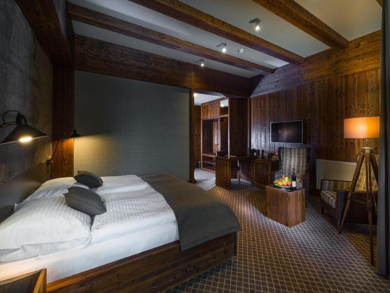 Hotel Pošta image