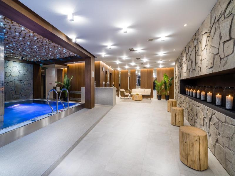 Hotel Pošta image