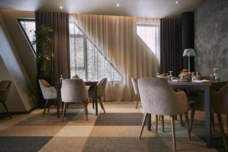 Hotel Pošta image