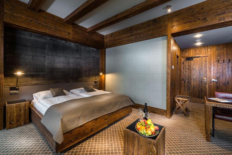 Hotel Pošta image