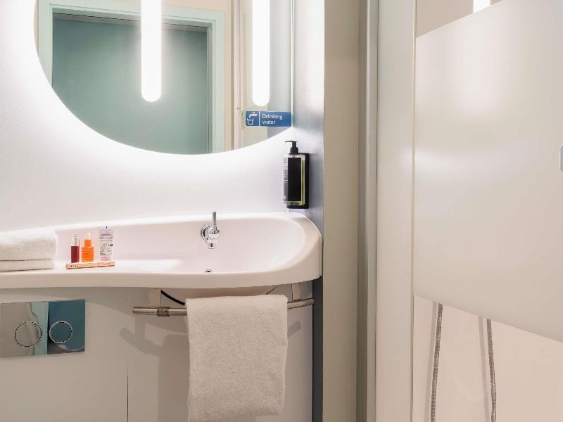 ibis budget Genève Palexpo Aéroport image