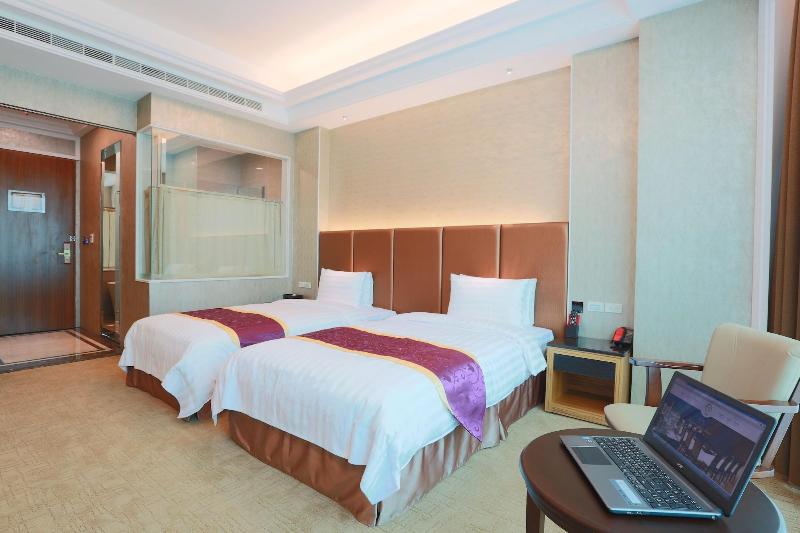 Happiness Inn Hotel, New Taipei City image