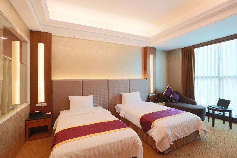 Happiness Inn Hotel, New Taipei City image