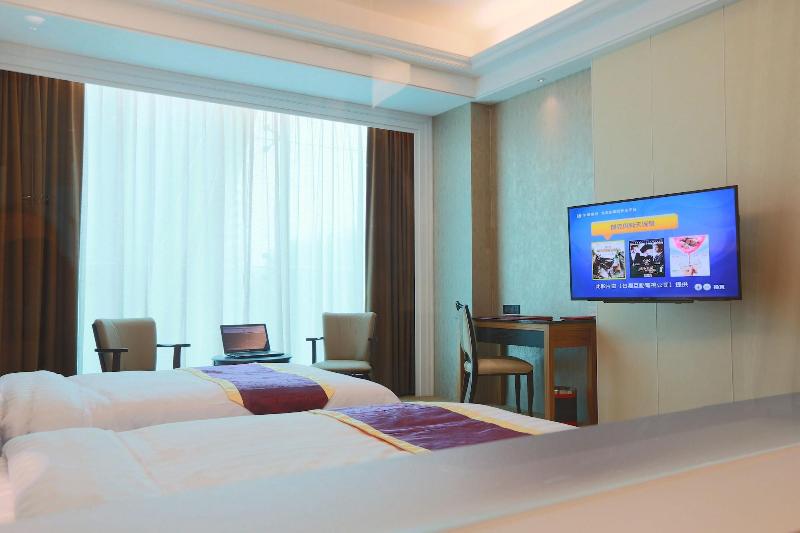Happiness Inn Hotel, New Taipei City image