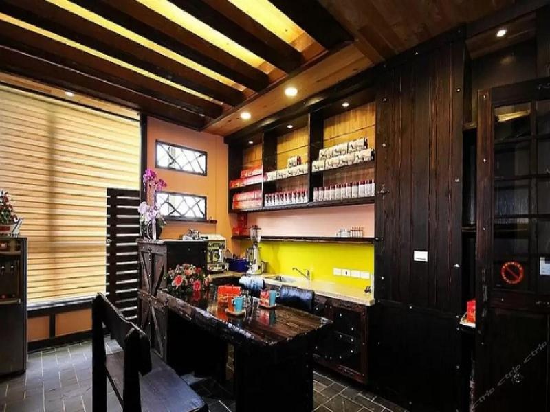 Sun Moon Lake Youngquan Hotels image