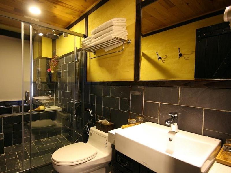 Sun Moon Lake Youngquan Hotels image