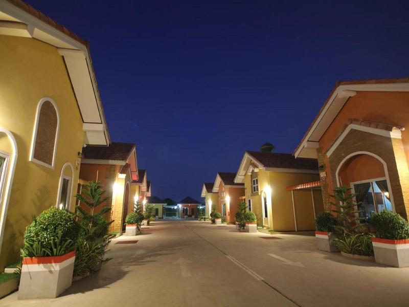 Windsor Park And Resort