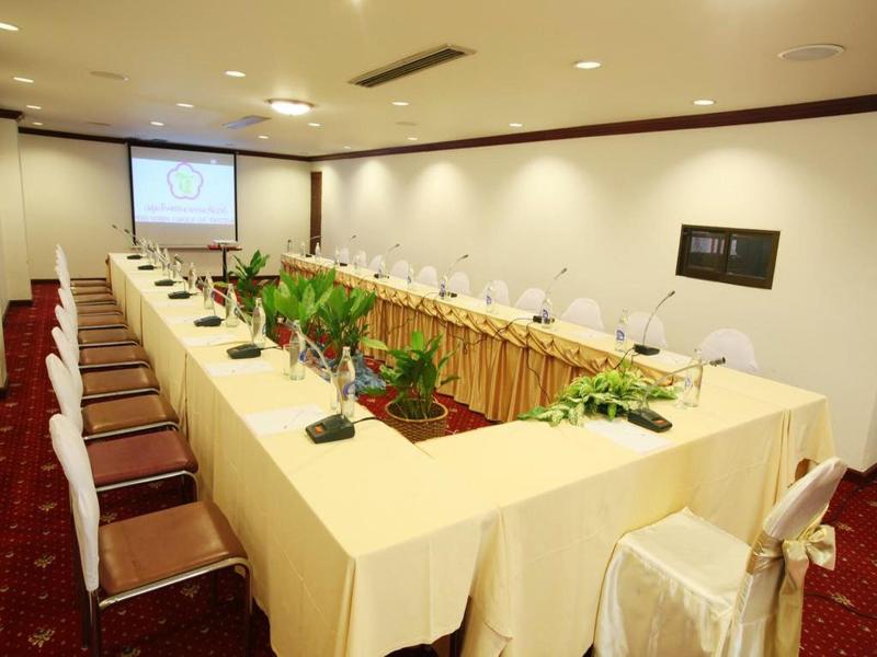 Thumrin Hotel