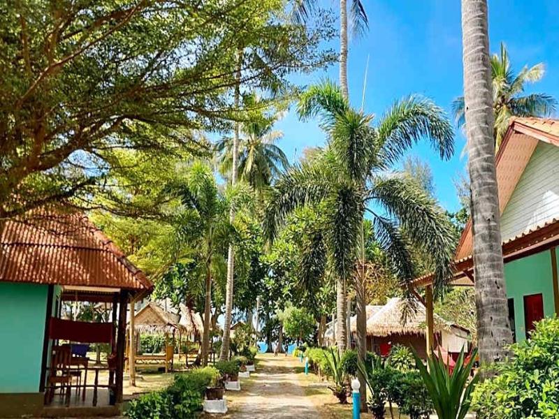Lanta L.D. Beach Bungalows image