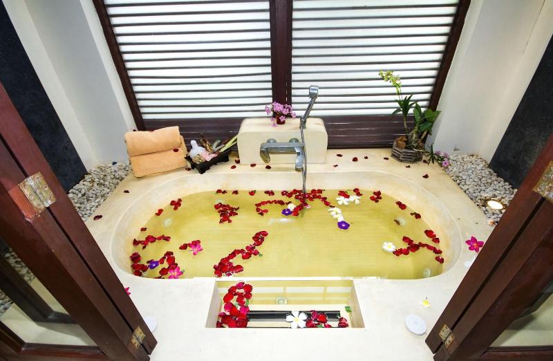 Pavilion Samui Pool Residence image