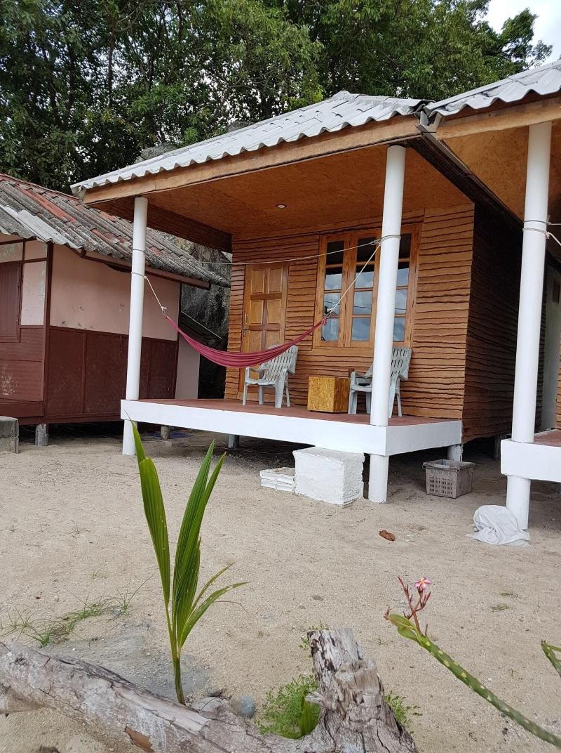 Bottle Beach 2 Bungalows — general view