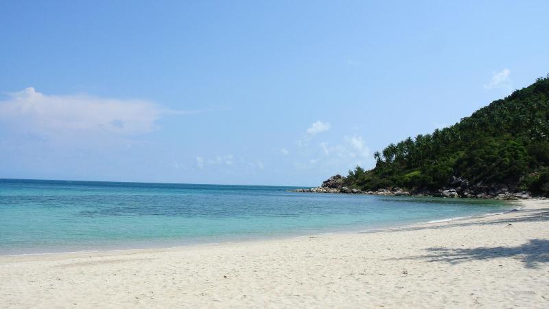 Bottle Beach 2 Bungalows image
