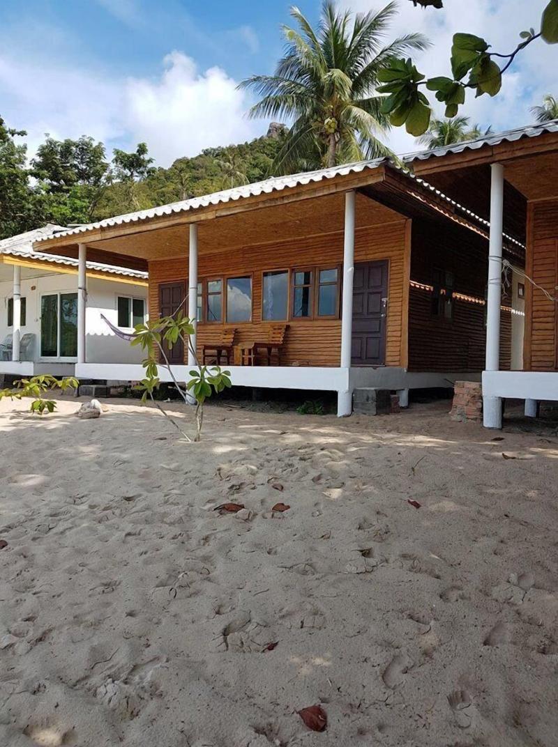 Bottle Beach 2 Bungalows — general view