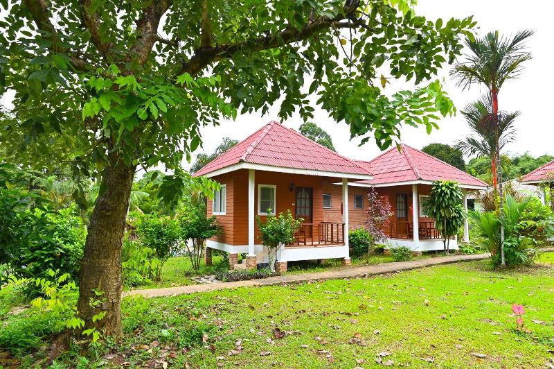 Krathom Khaolak Resort image