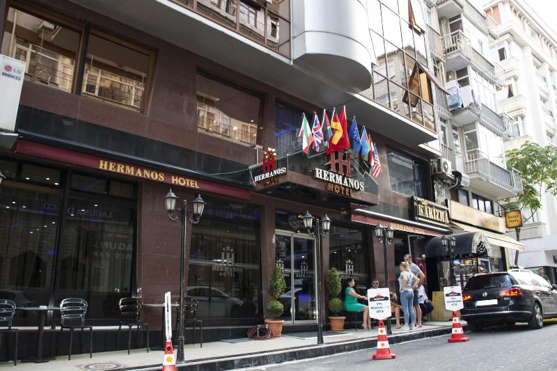 Hermanos Hotel image