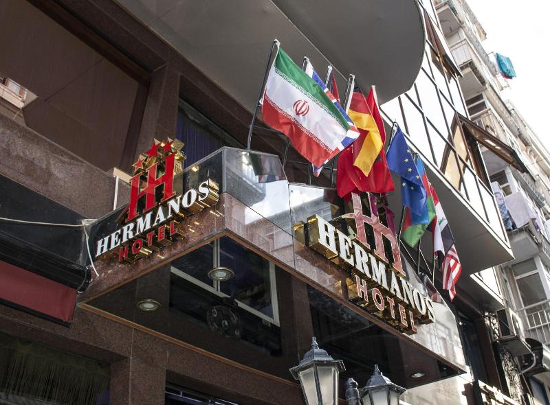 Hermanos Hotel image