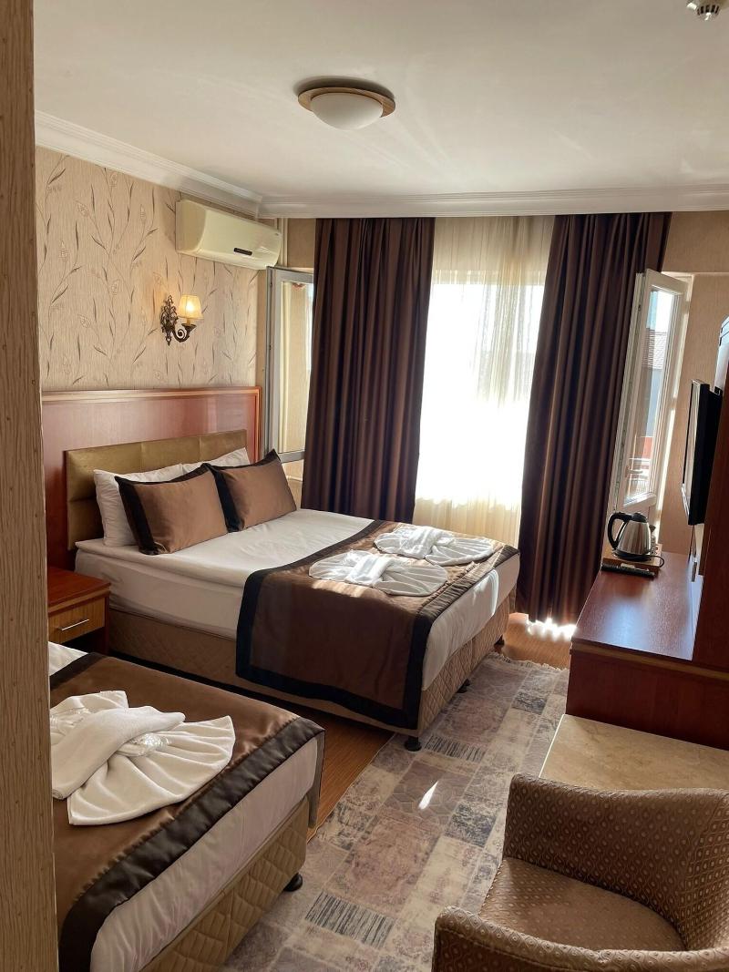 Hermanos Hotel image
