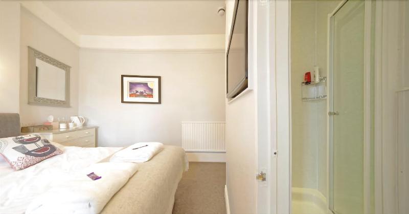 Sunrise Guest House image