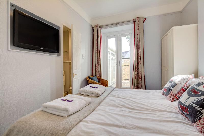 Sunrise Guest House image