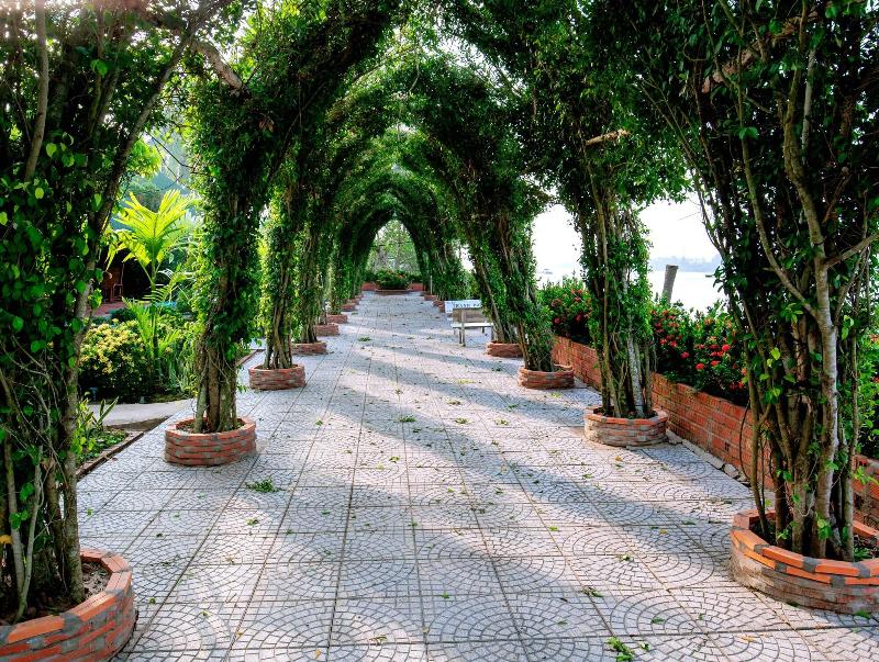 Mekong Lodge Hotel & Resort image
