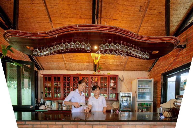 Mekong Lodge Hotel & Resort image