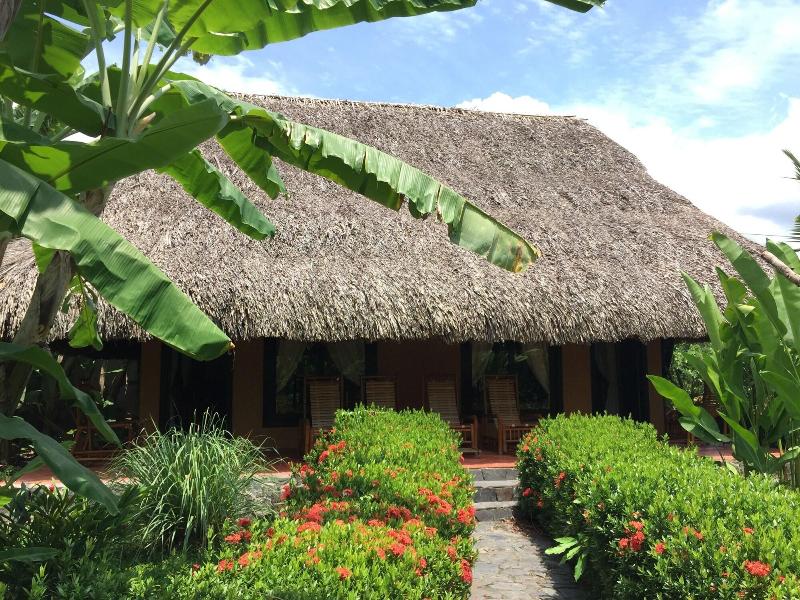 Mekong Lodge Hotel & Resort image