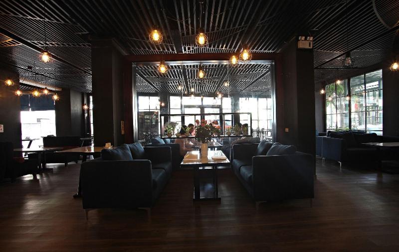 Ping Diamond Hotel image