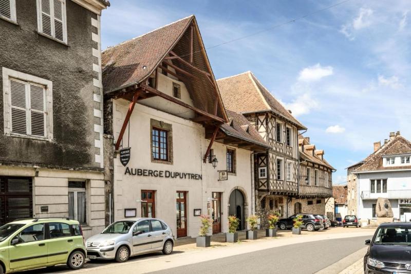 Logis Auberge Dupuytren image
