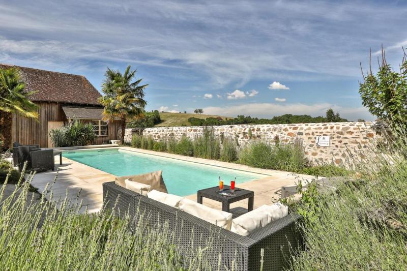 Logis Auberge Dupuytren image
