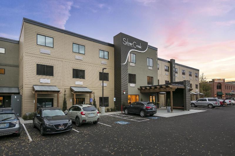 Silver Creek Hotel image