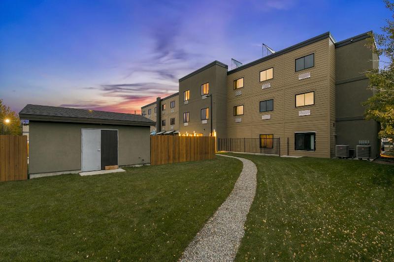 Silver Creek Hotel image 1