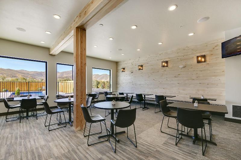 Silver Creek Hotel image