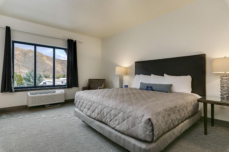 Silver Creek Hotel image