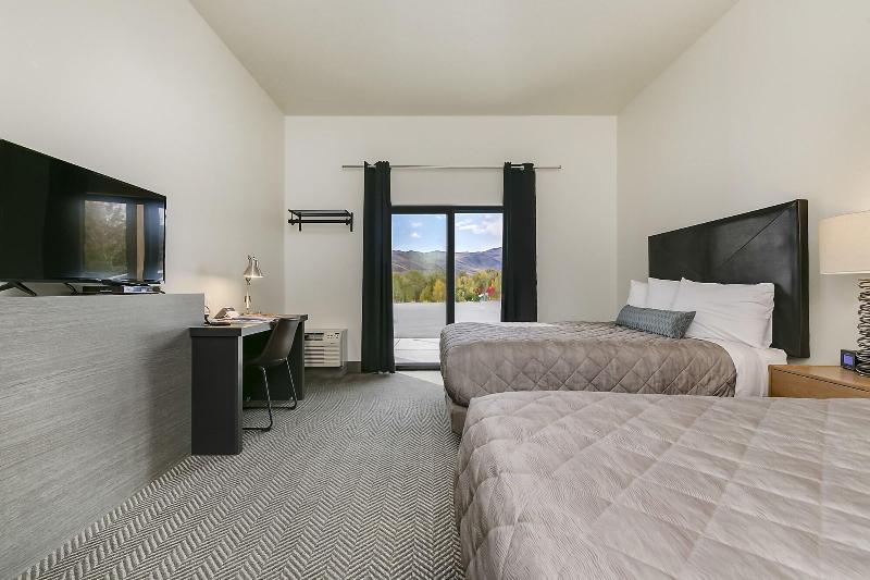 Silver Creek Hotel image