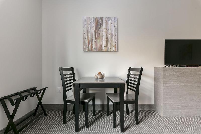 Silver Creek Hotel image